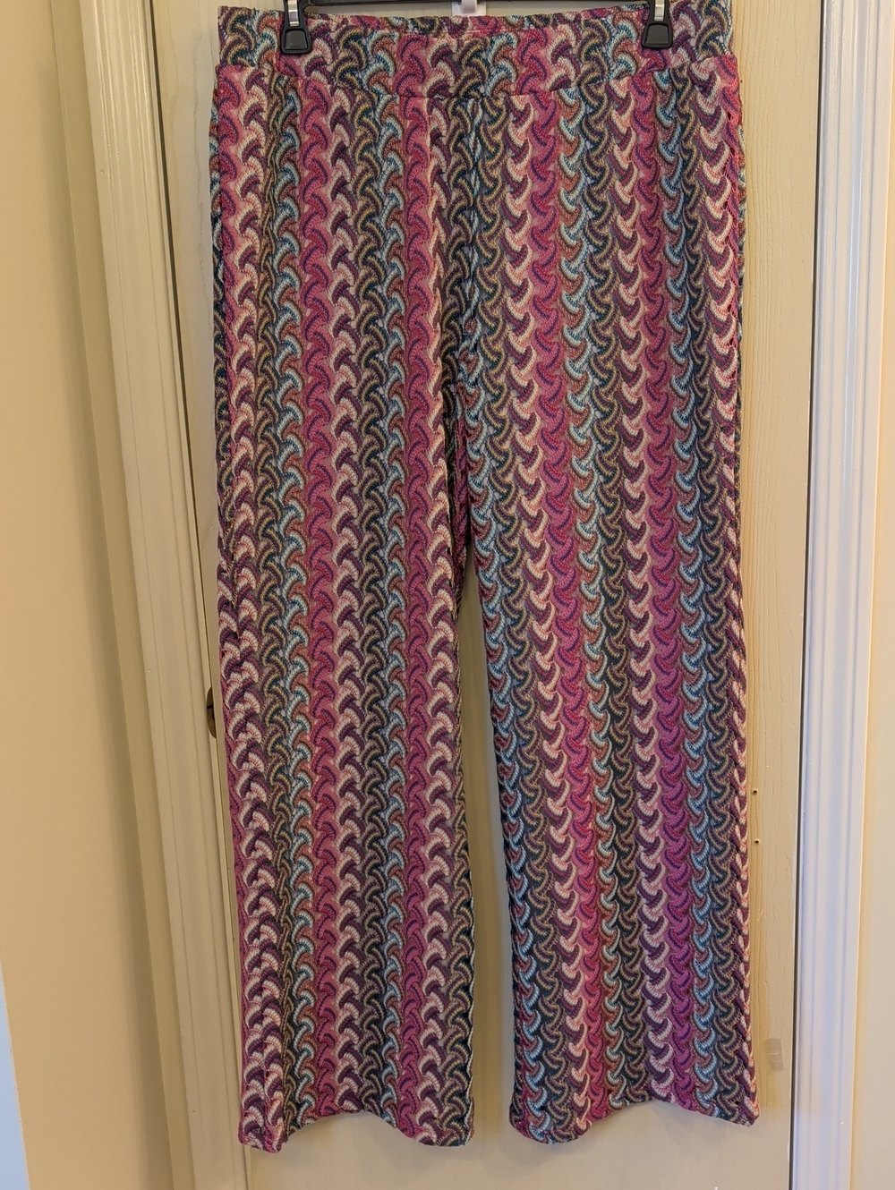 G by Giuliana Black Label Pink Multi Crochet Wide-Leg Pants 1X NWT